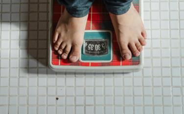 Quand un enfant est en surpoids ? guide pratique de suivi du poids de l'enfant